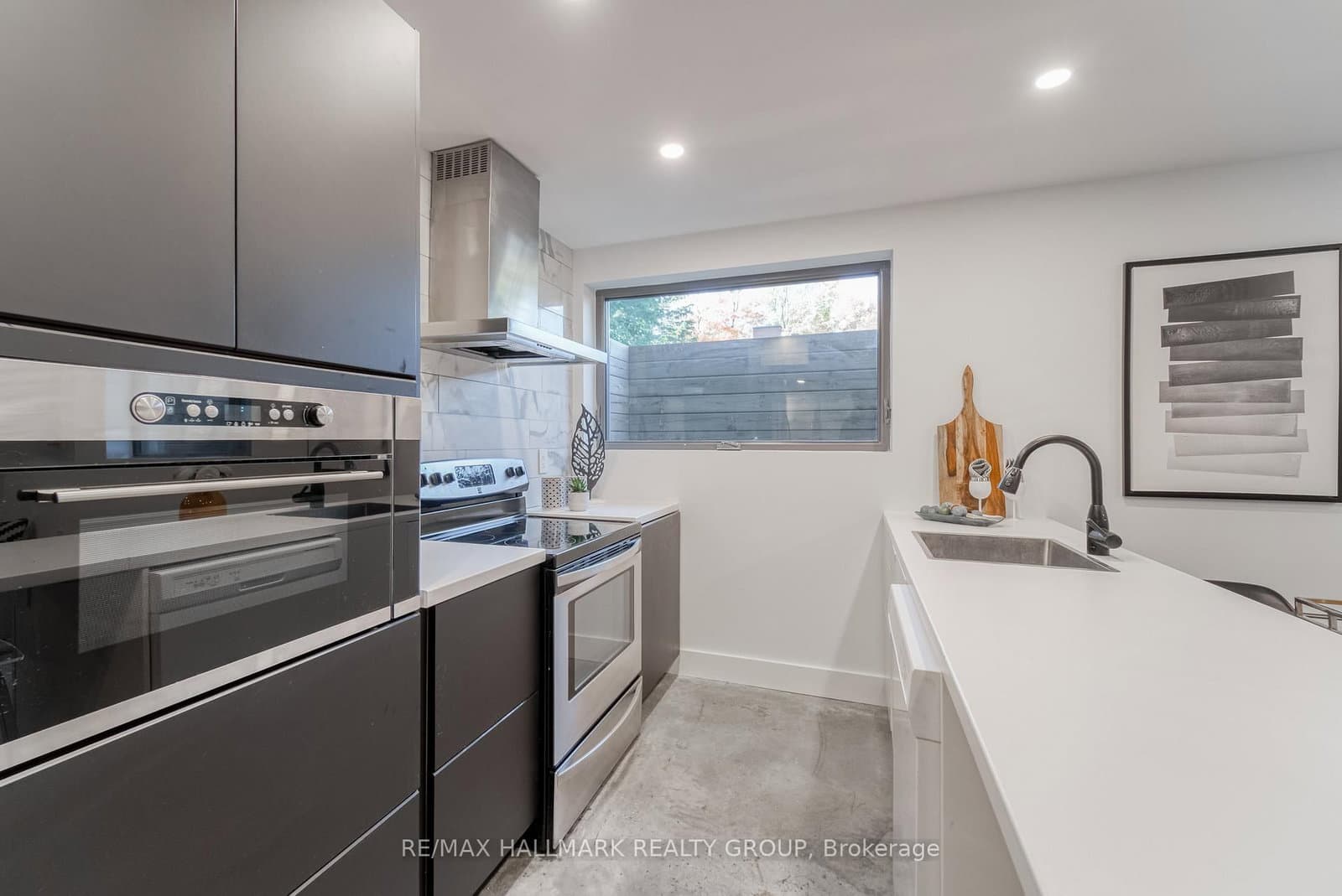 49 CHIPPEWA Avenue, Unit Lower thumbnail 4