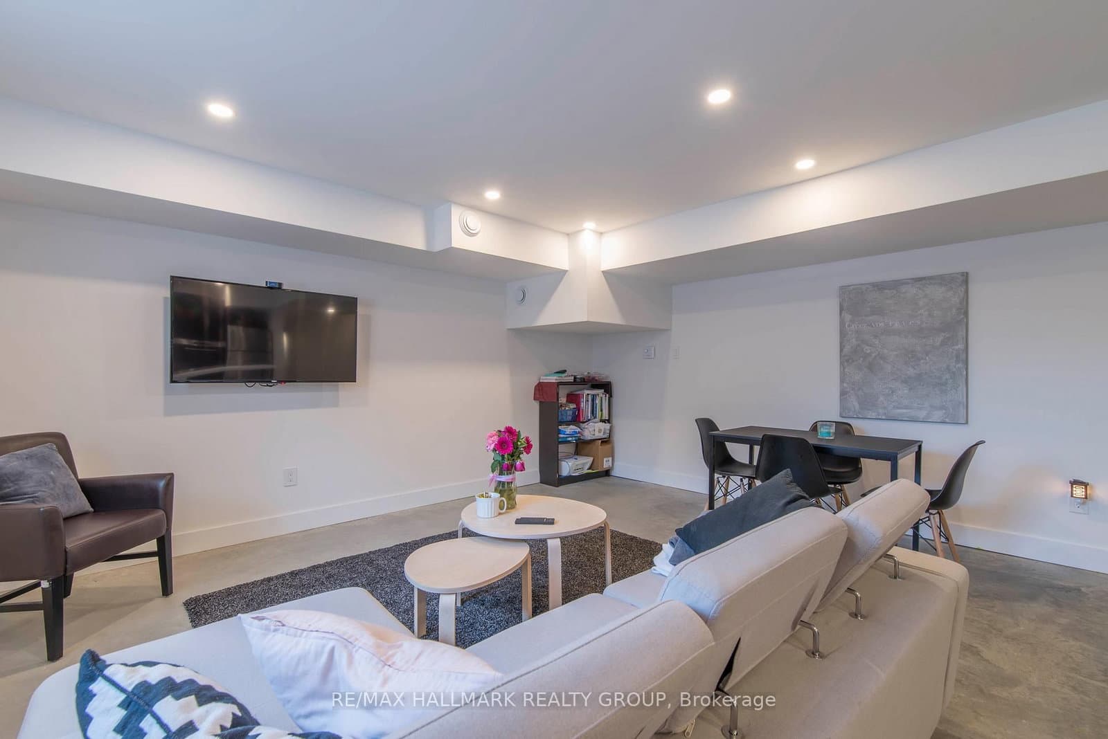 49 CHIPPEWA Avenue, Unit Lower thumbnail 5
