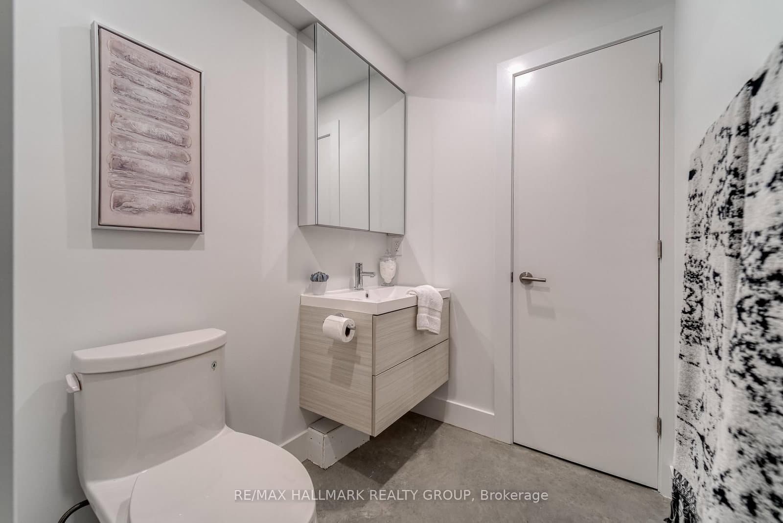 49 CHIPPEWA Avenue, Unit Lower thumbnail 9