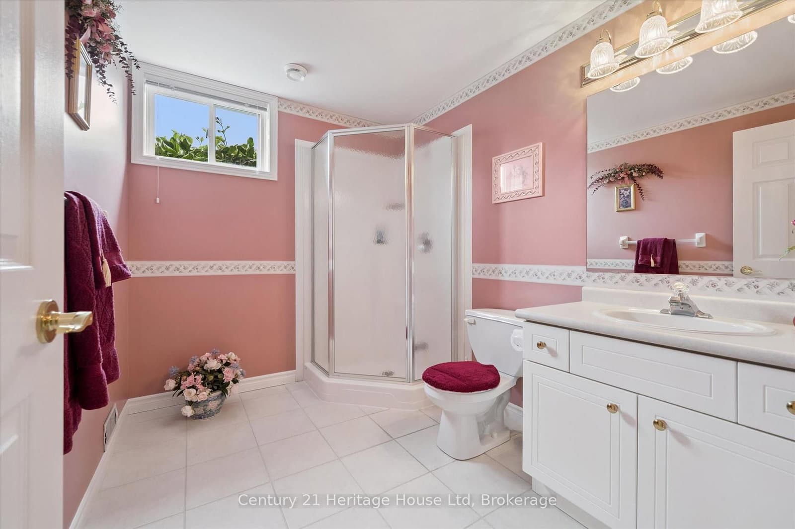 545 Athol Street thumbnail 32