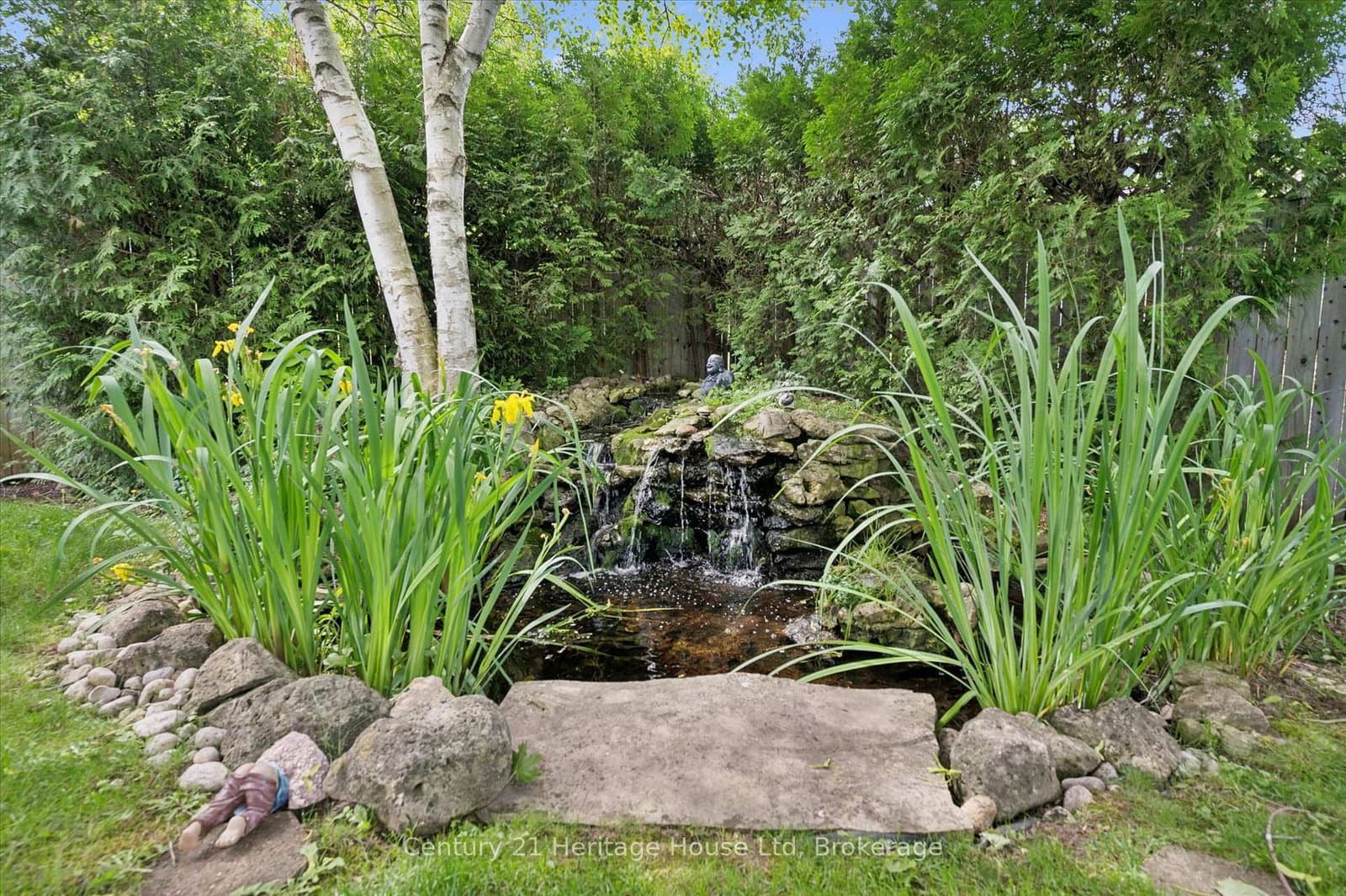 545 Athol Street thumbnail 44