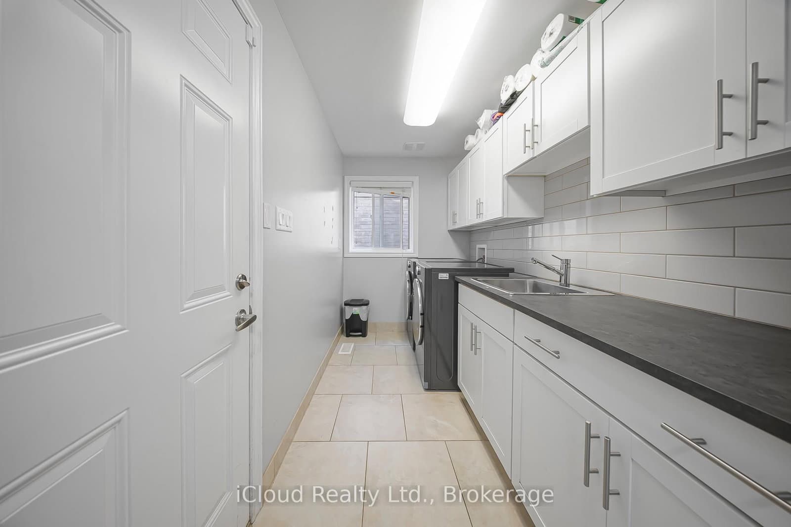 795 Robert Ferrie Drive thumbnail 13