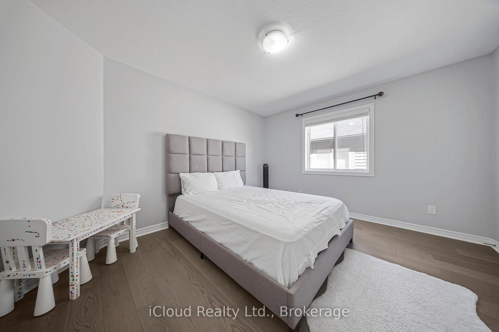 795 Robert Ferrie Drive thumbnail 26