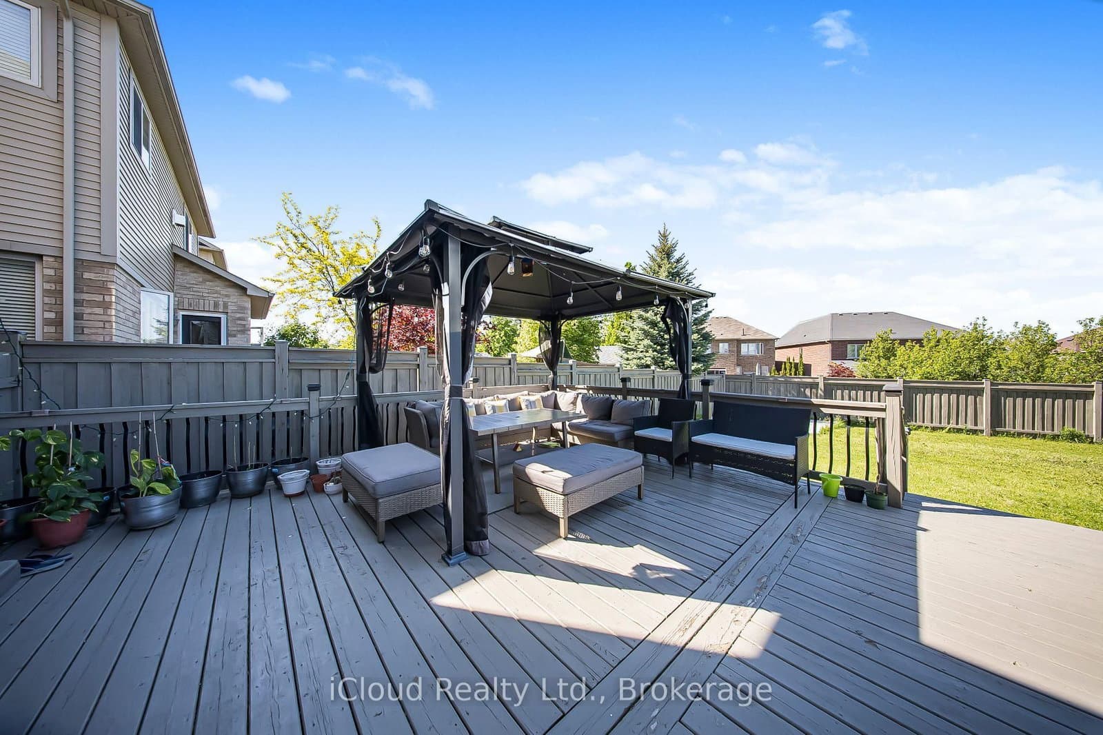 795 Robert Ferrie Drive thumbnail 37