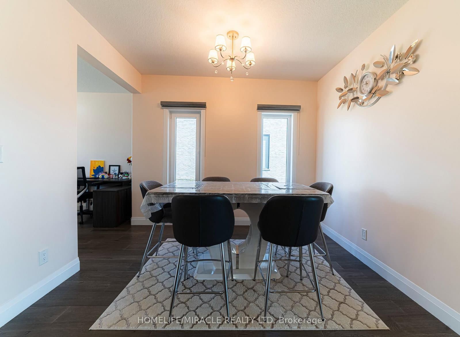42 Grandville Circle thumbnail 7