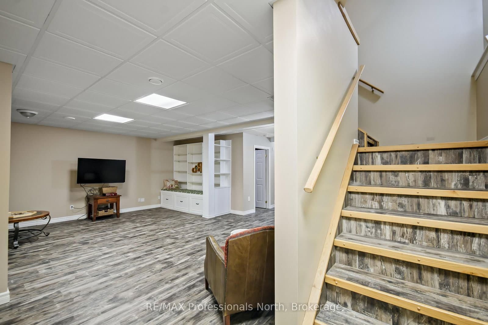 9 Melane Court thumbnail 31