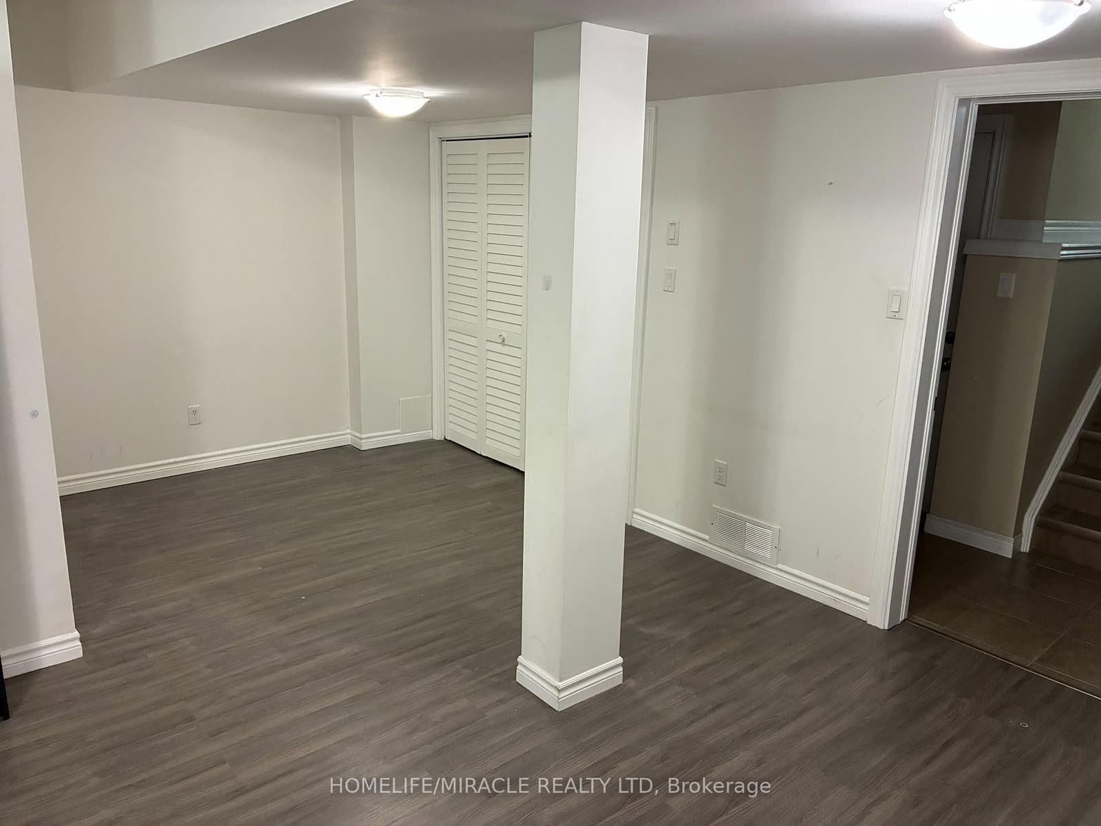 45 Oakes Crescent thumbnail 21