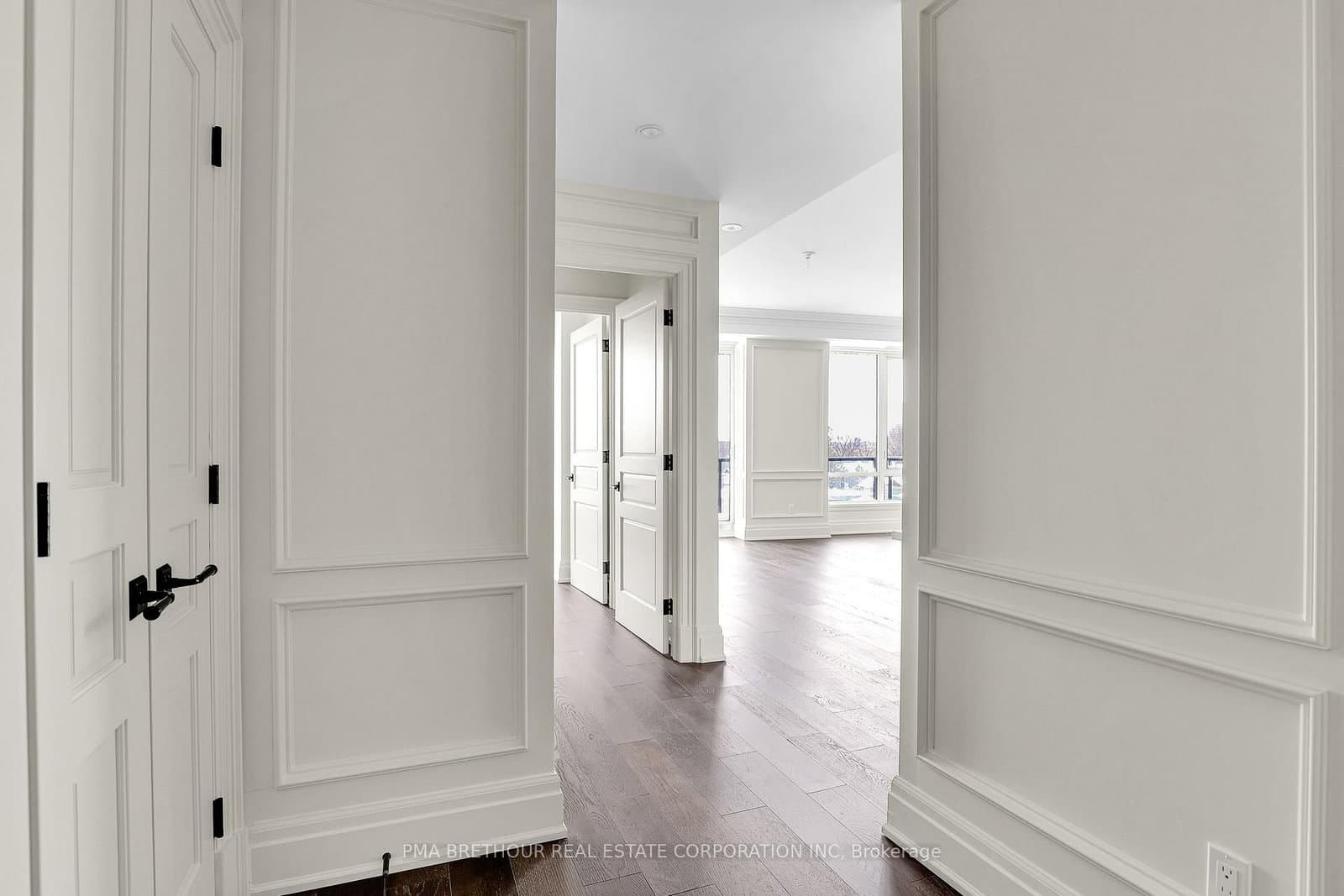 1451 Wellington Street W, Unit 403 thumbnail 13