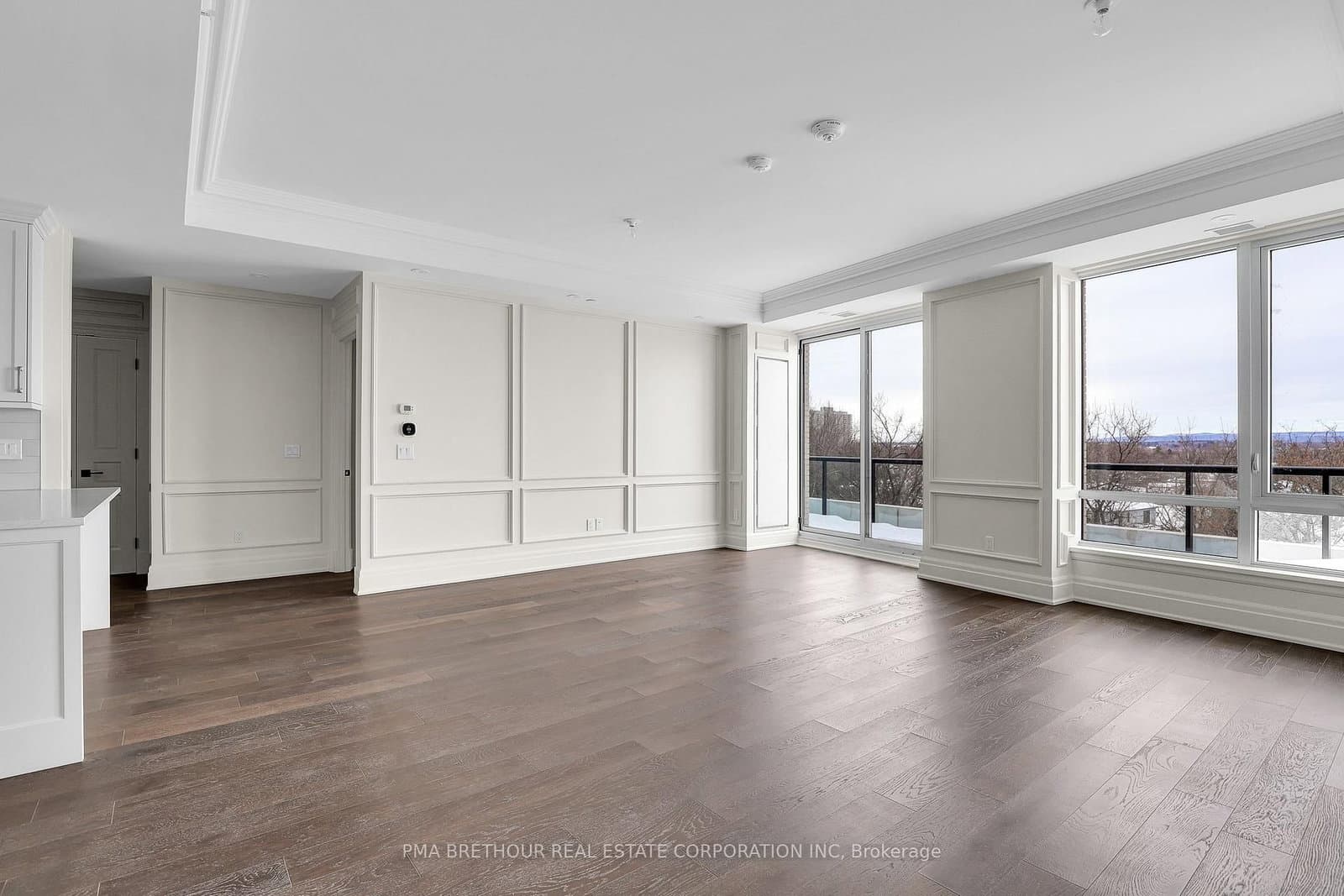 1451 Wellington Street W, Unit 403 thumbnail 18