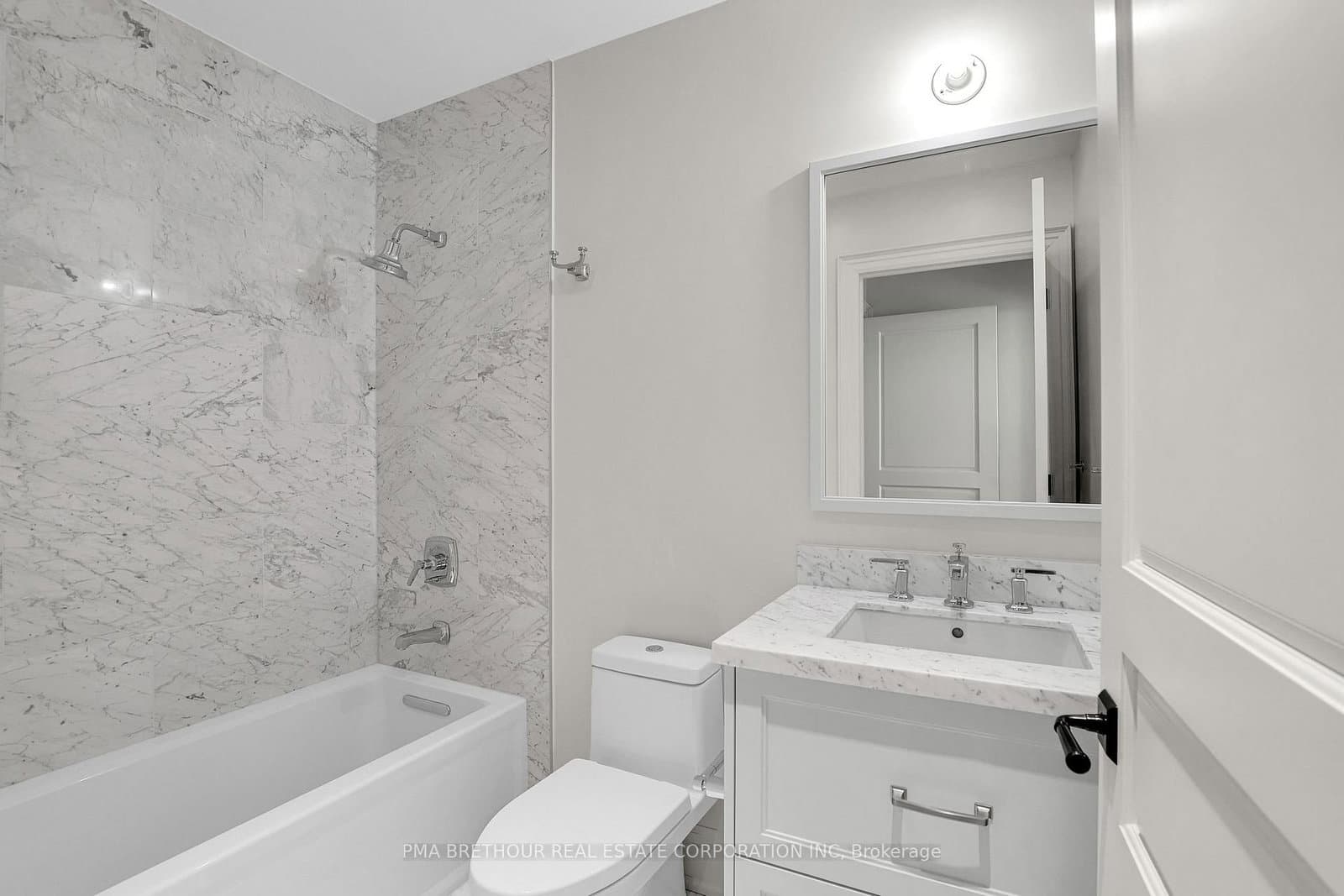 1451 Wellington Street W, Unit 403 thumbnail 32