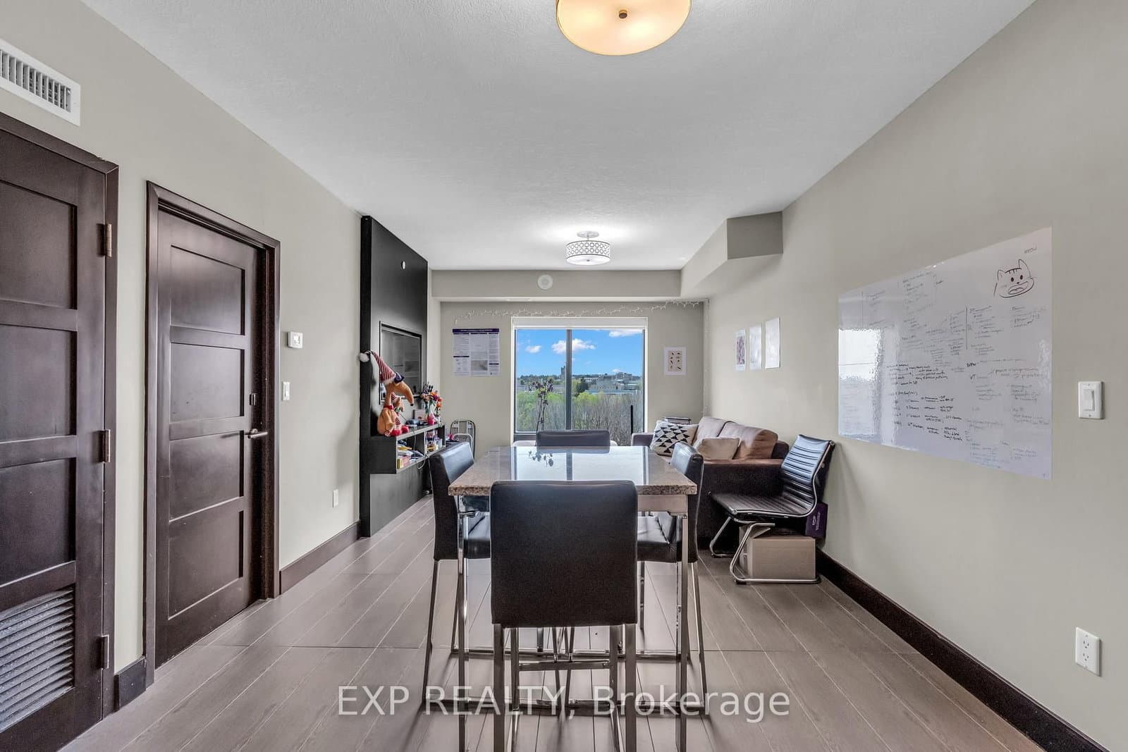 1235 Richmond Street, Unit 1107 thumbnail 2