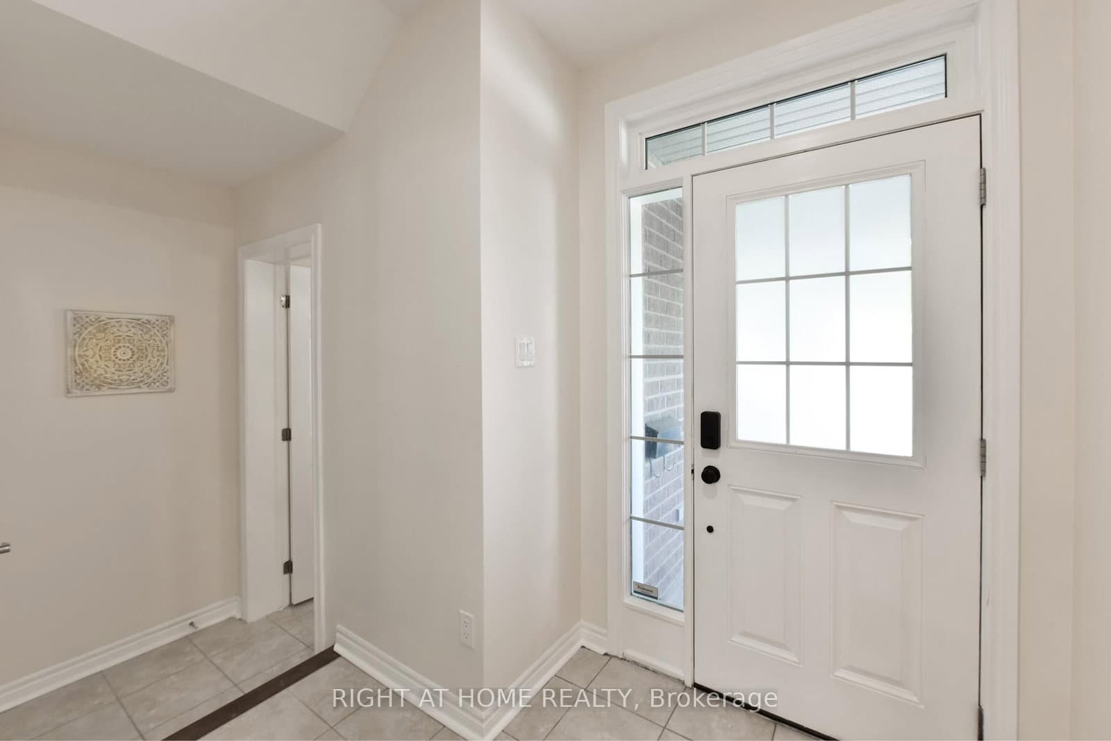 1053 PAMPERO Crescent thumbnail 4