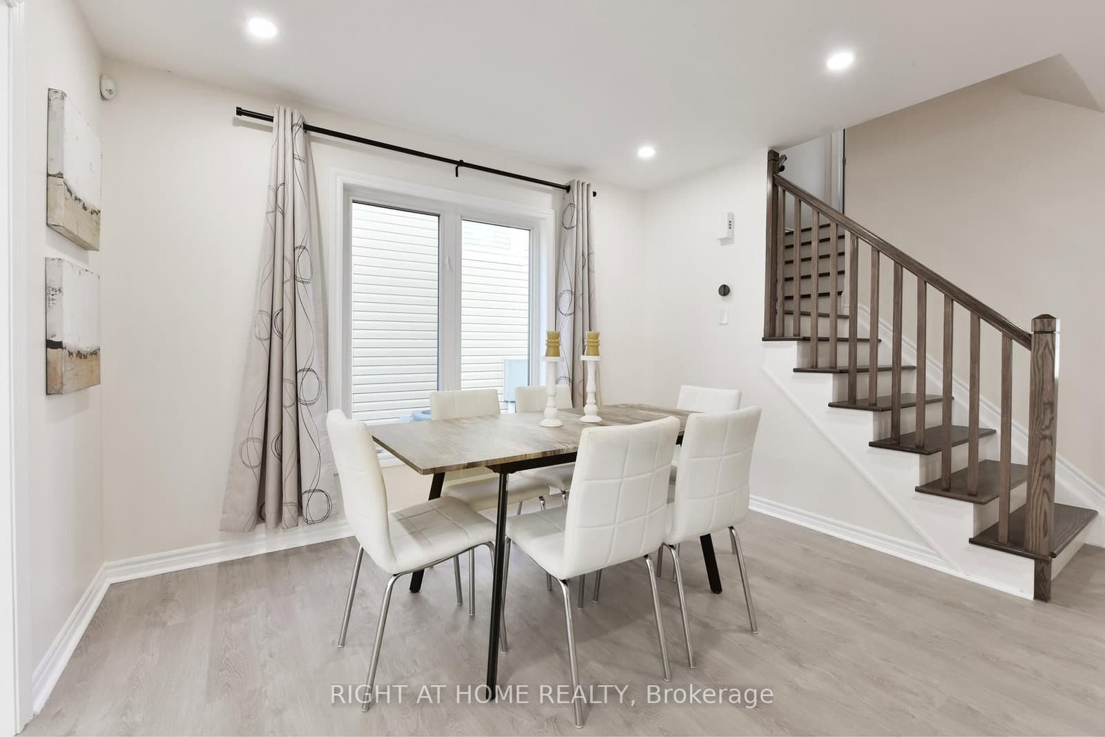 1053 PAMPERO Crescent thumbnail 8