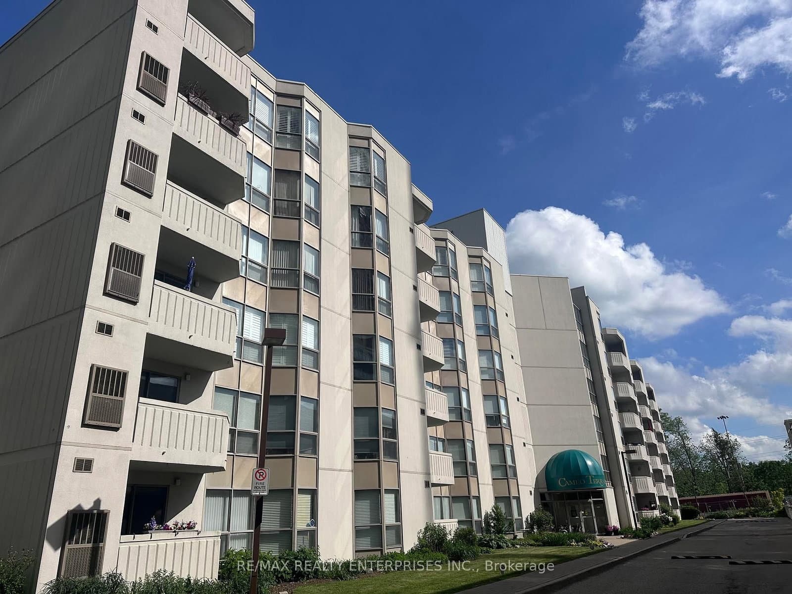 3267 King Street E, Unit 105 - Image 1
