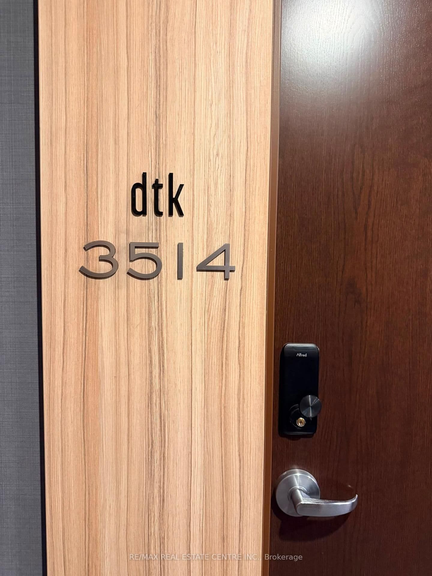 60 Frederick Street, Unit 3514 thumbnail 3