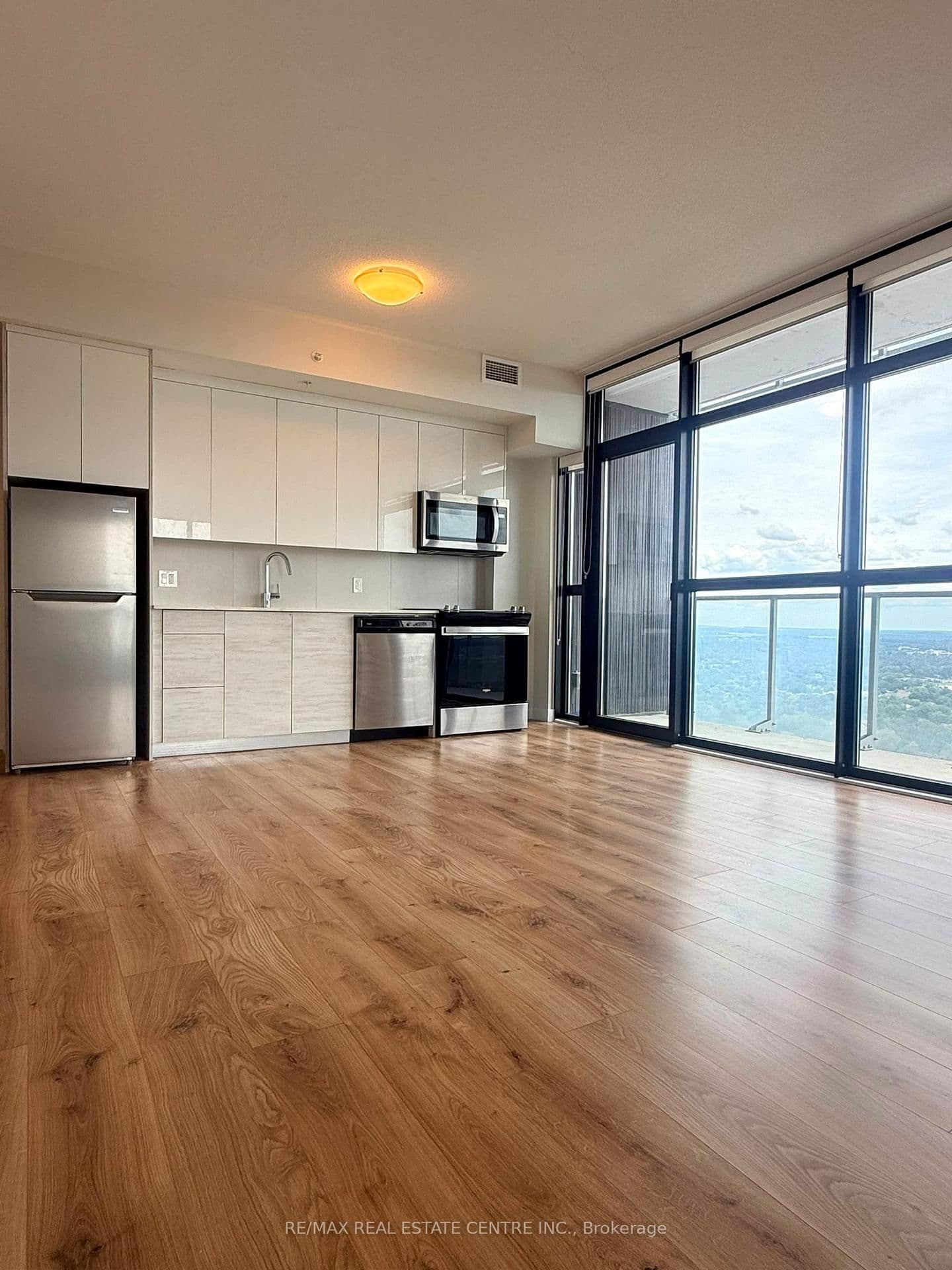 60 Frederick Street, Unit 3514 thumbnail 5