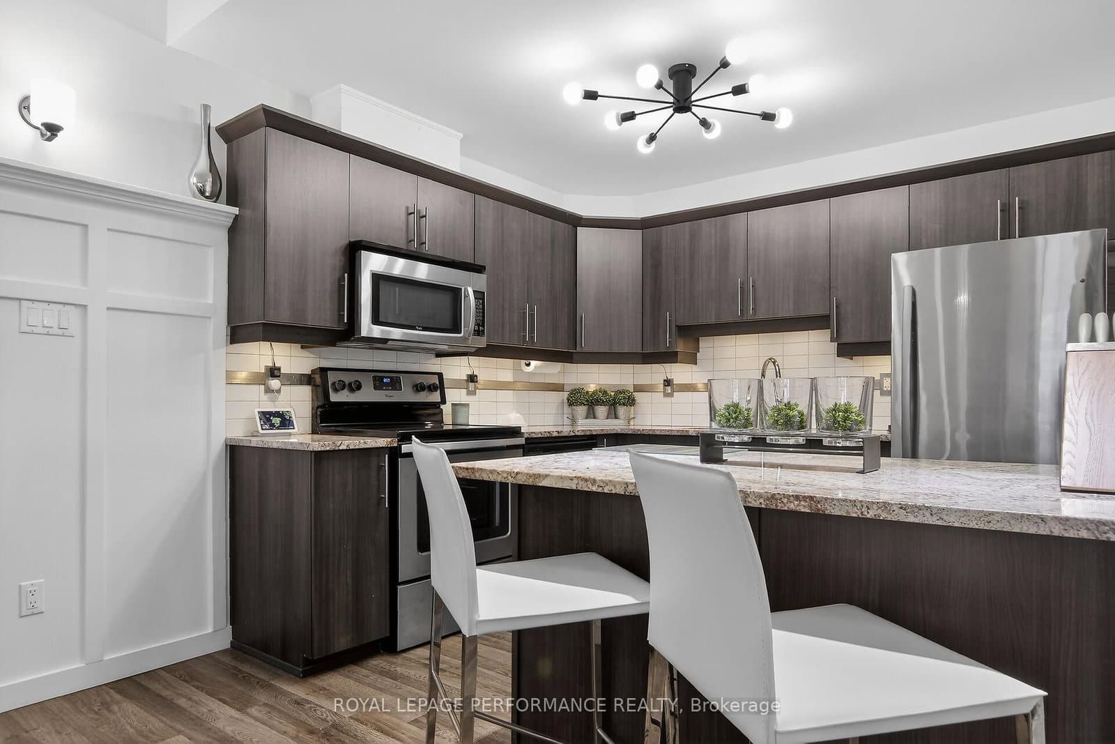 135 Harthill Way, Unit B thumbnail 11