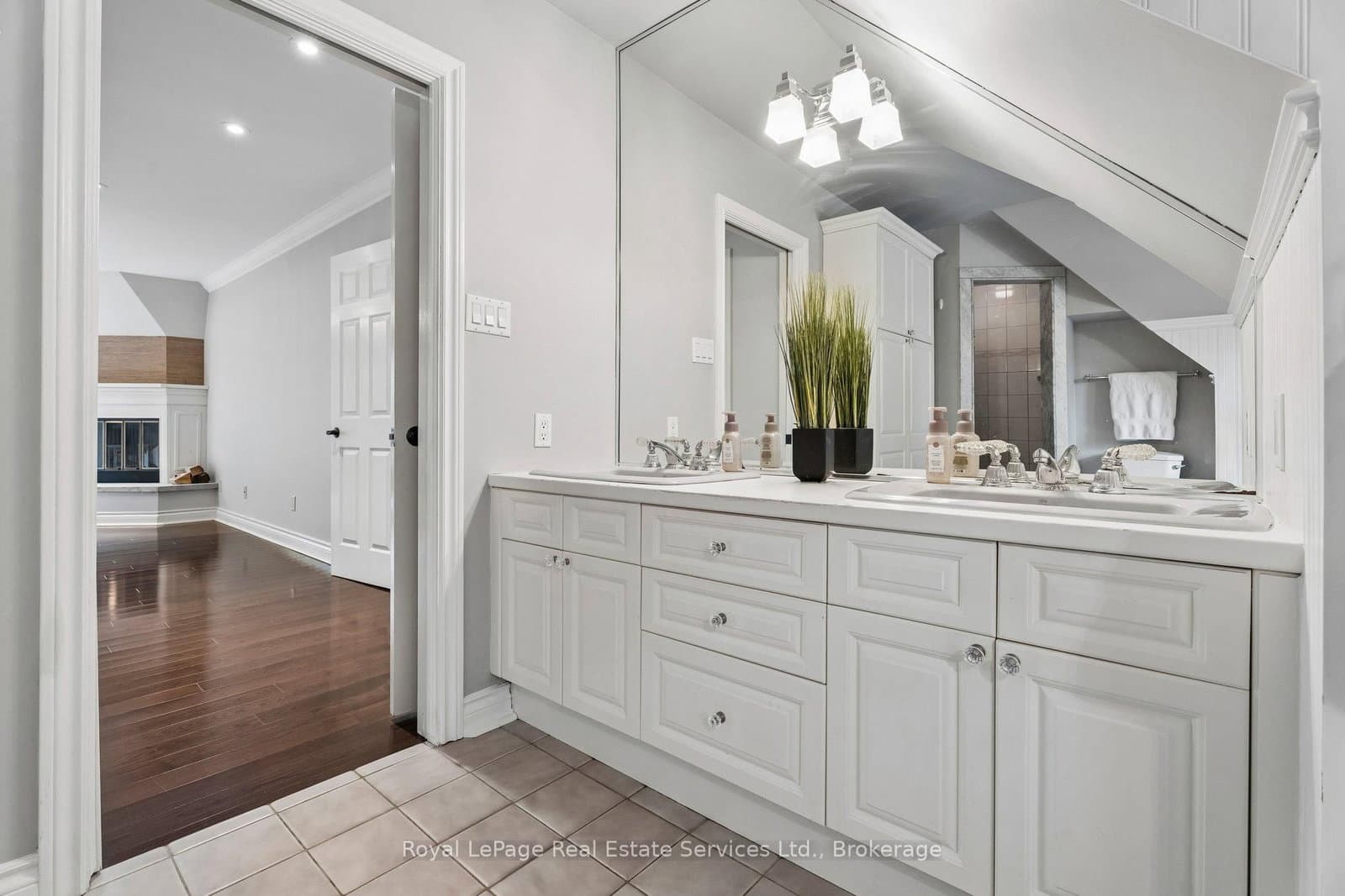 1 Stonebury Place thumbnail 33