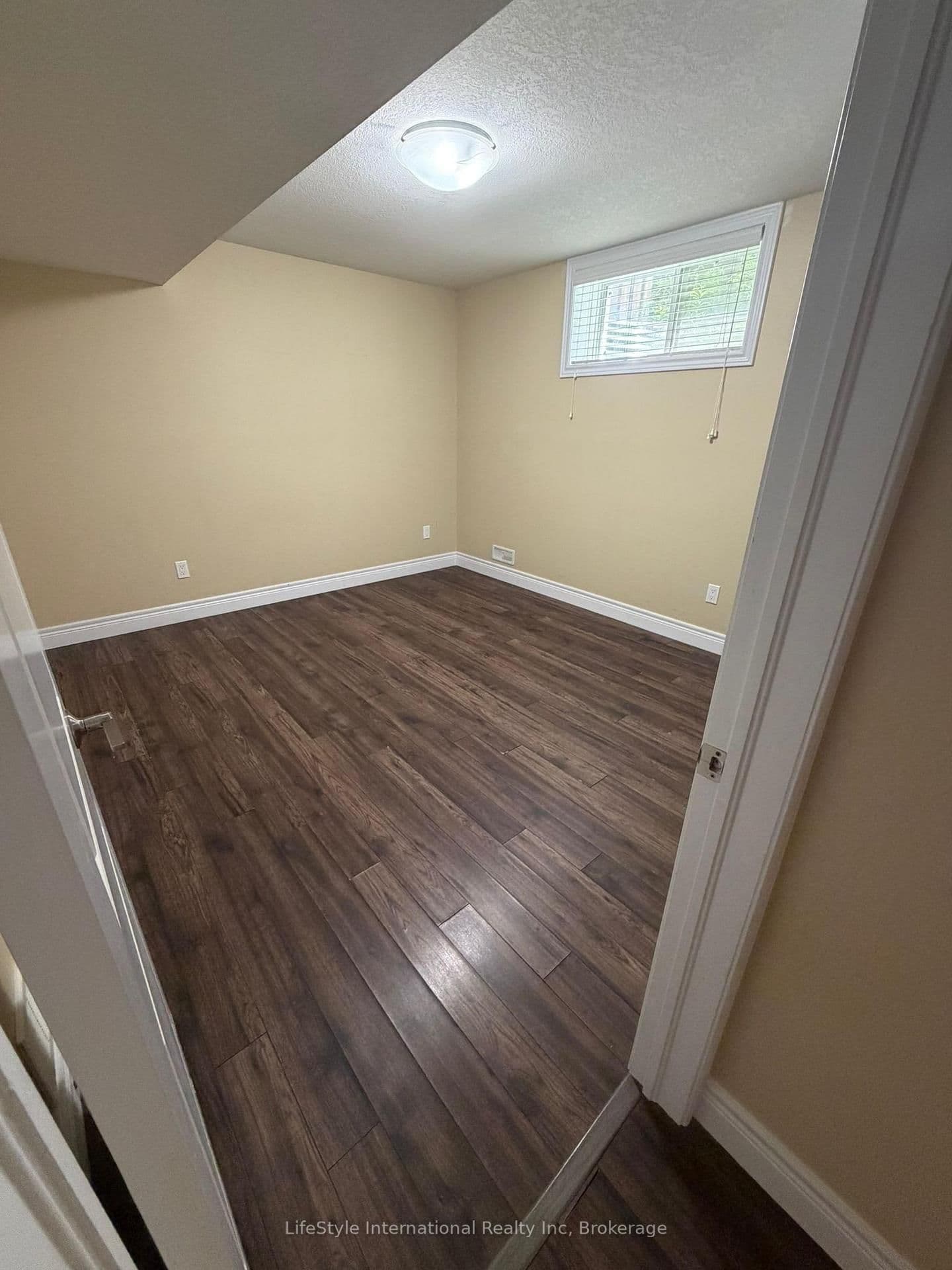 111 Dallan Drive thumbnail 3