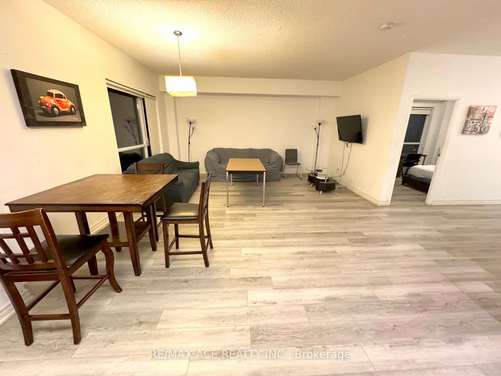 158 King Street N, Unit 504 thumbnail 5