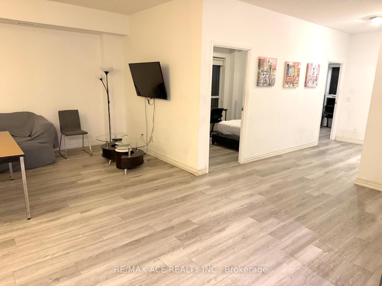 158 King Street N, Unit 504 thumbnail 6