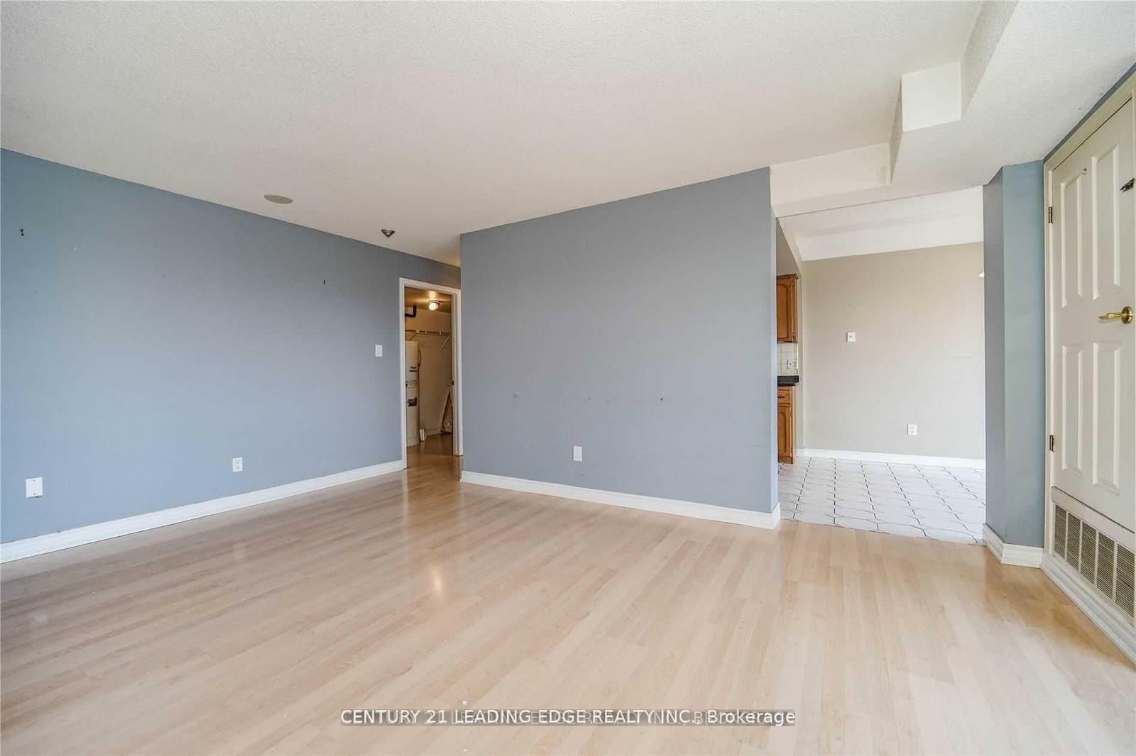 67 Caroline Street S, Unit 8A thumbnail 12