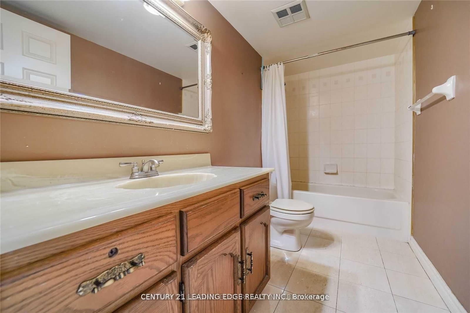 67 Caroline Street S, Unit 8A thumbnail 15