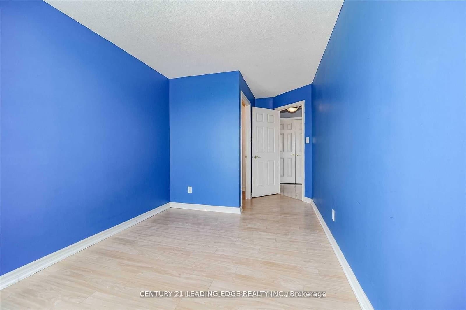 67 Caroline Street S, Unit 8A thumbnail 18