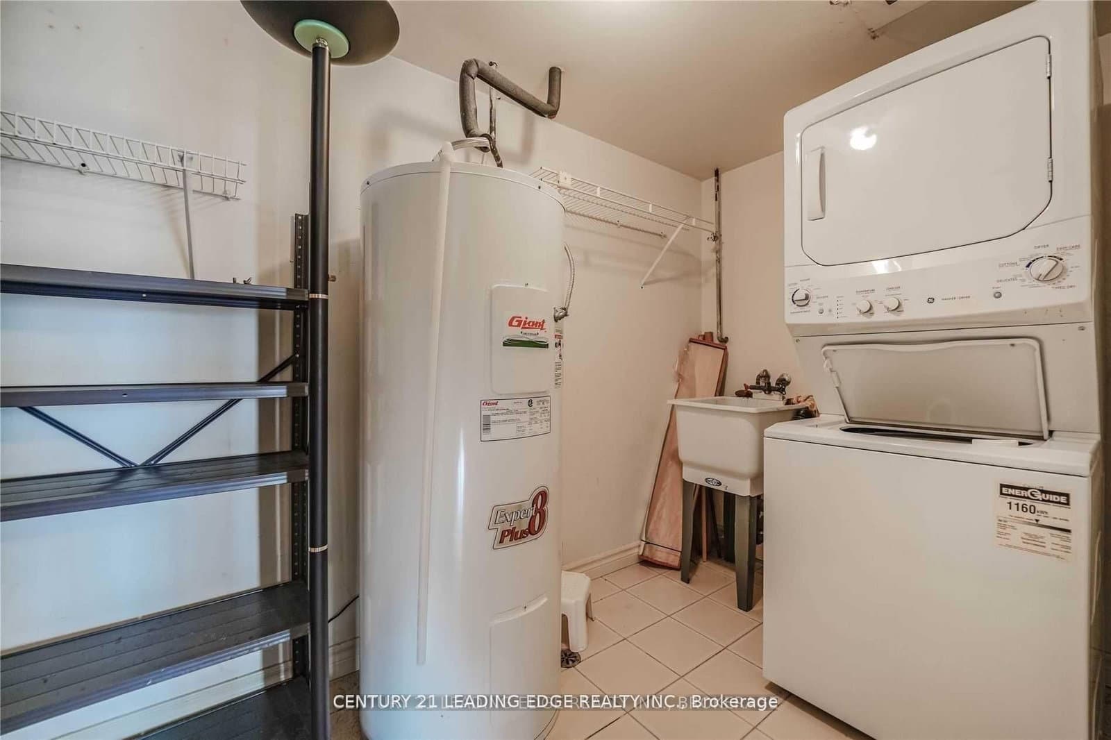 67 Caroline Street S, Unit 8A thumbnail 26