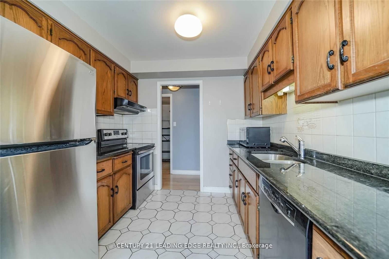 67 Caroline Street S, Unit 8A thumbnail 28