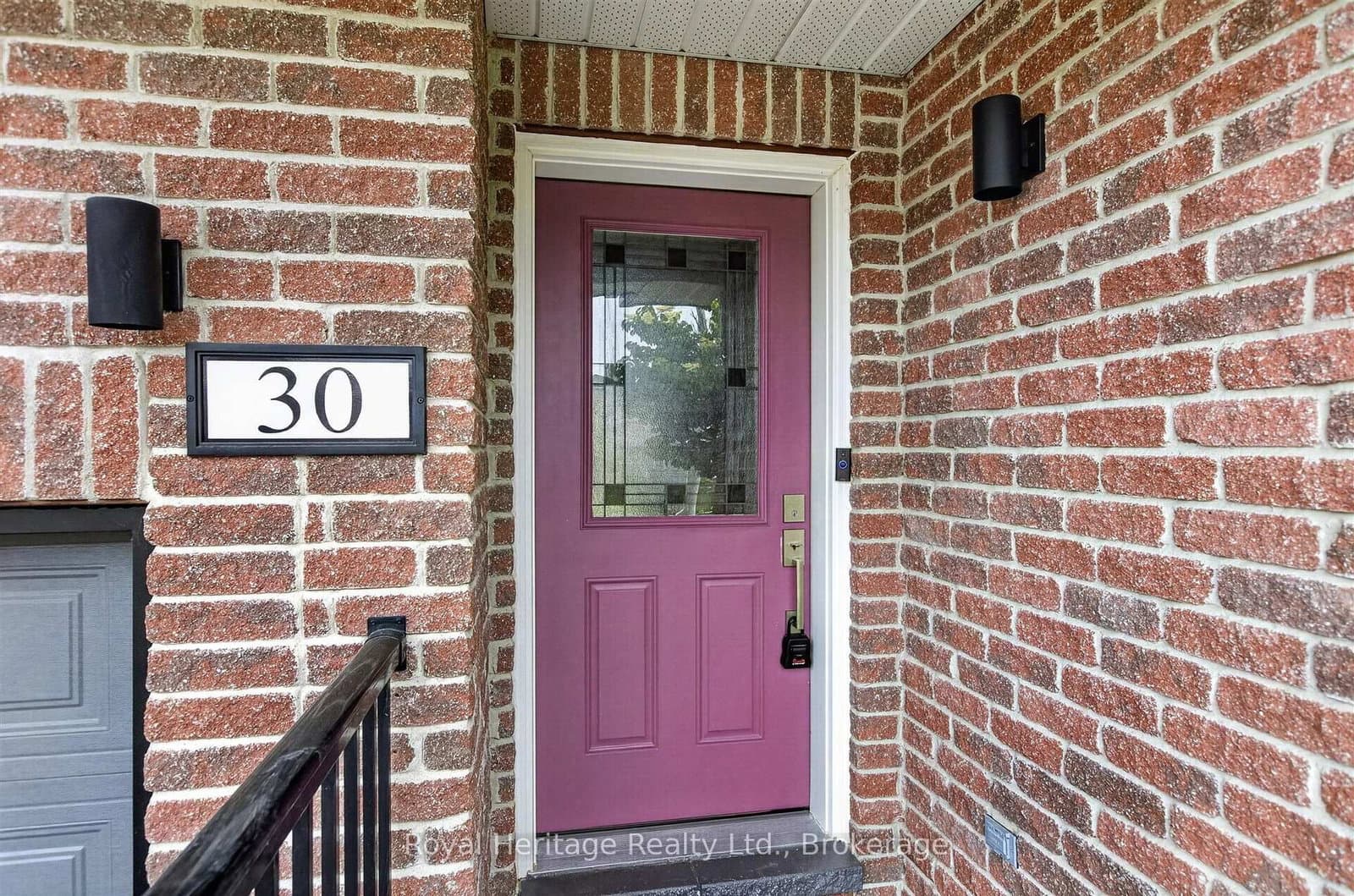 30 Springdale Drive thumbnail 3