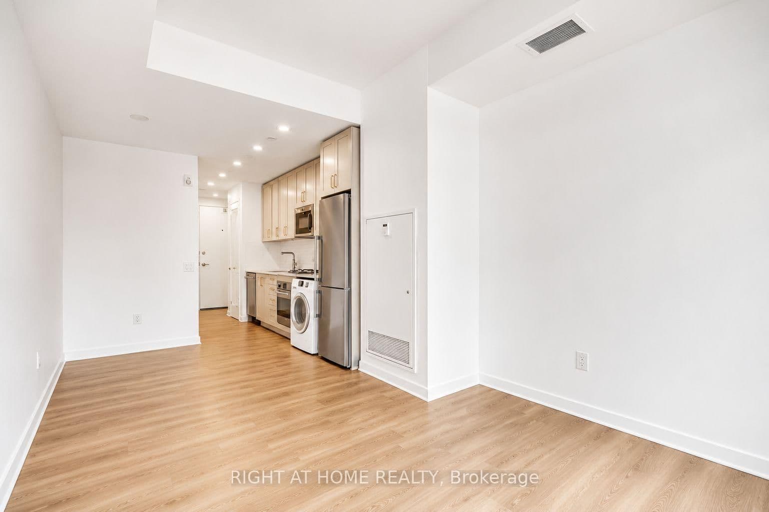 60 Springhurst Avenue, Unit Unit #312 thumbnail 9