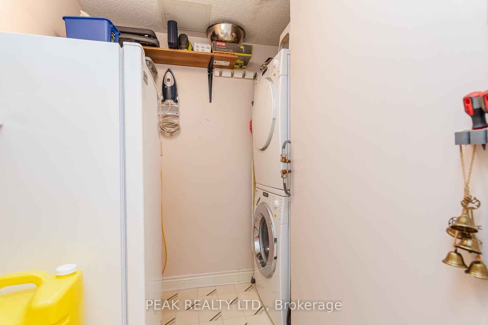 6 Willow Street, Unit 1603 thumbnail 33