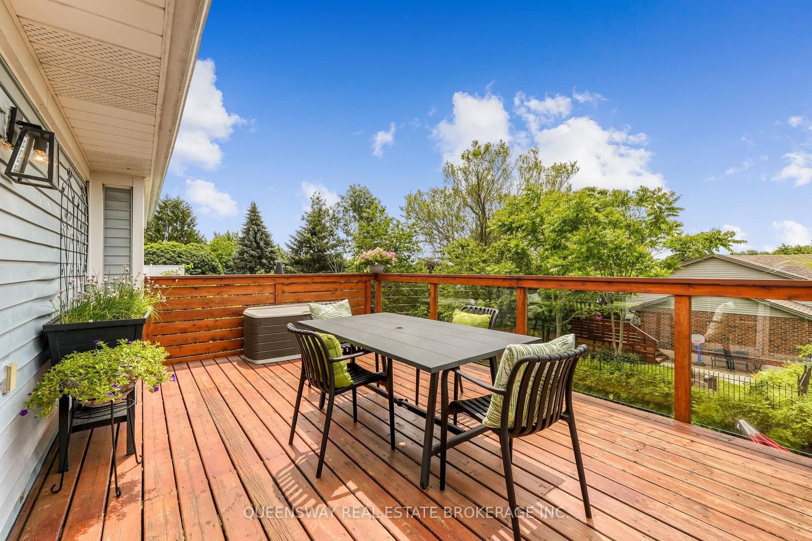 46 Greenwich Drive thumbnail 18