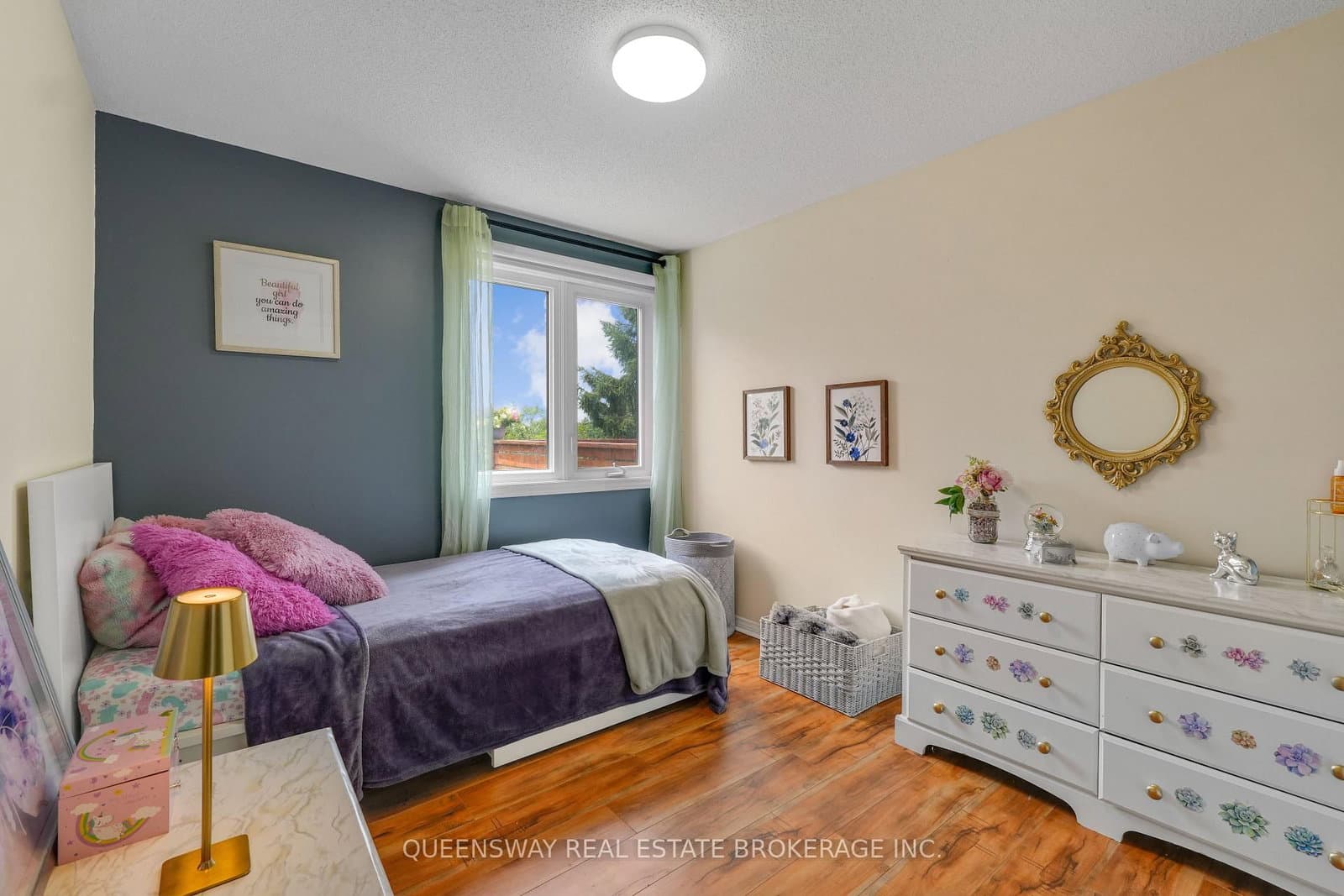 46 Greenwich Drive thumbnail 27