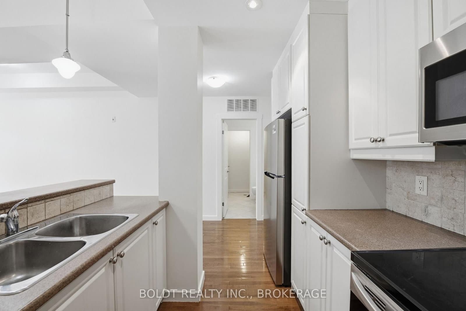 49 ONTARIO Street, Unit 8 thumbnail 12