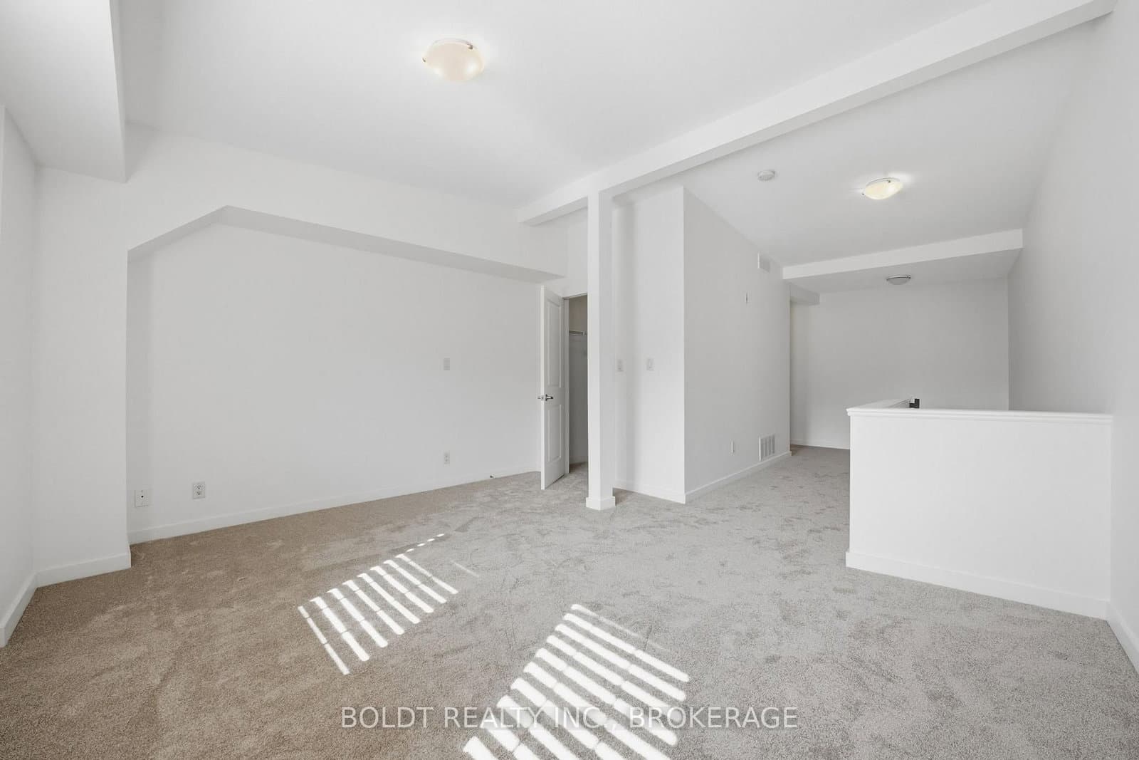 49 ONTARIO Street, Unit 8 thumbnail 16