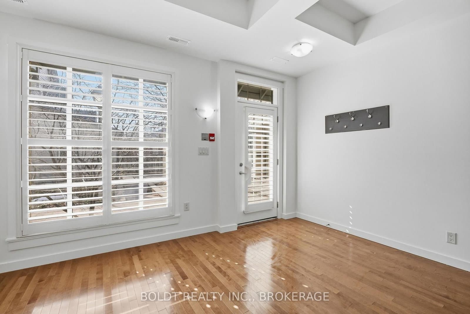 49 ONTARIO Street, Unit 8 thumbnail 4