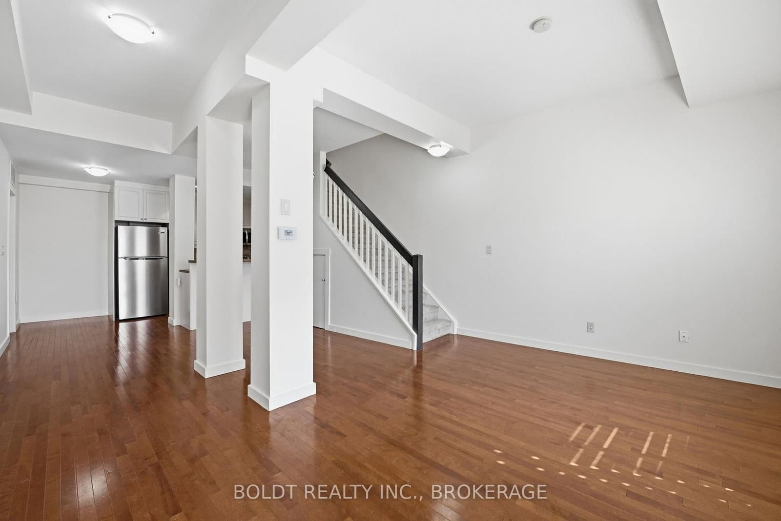 49 ONTARIO Street, Unit 8 thumbnail 6