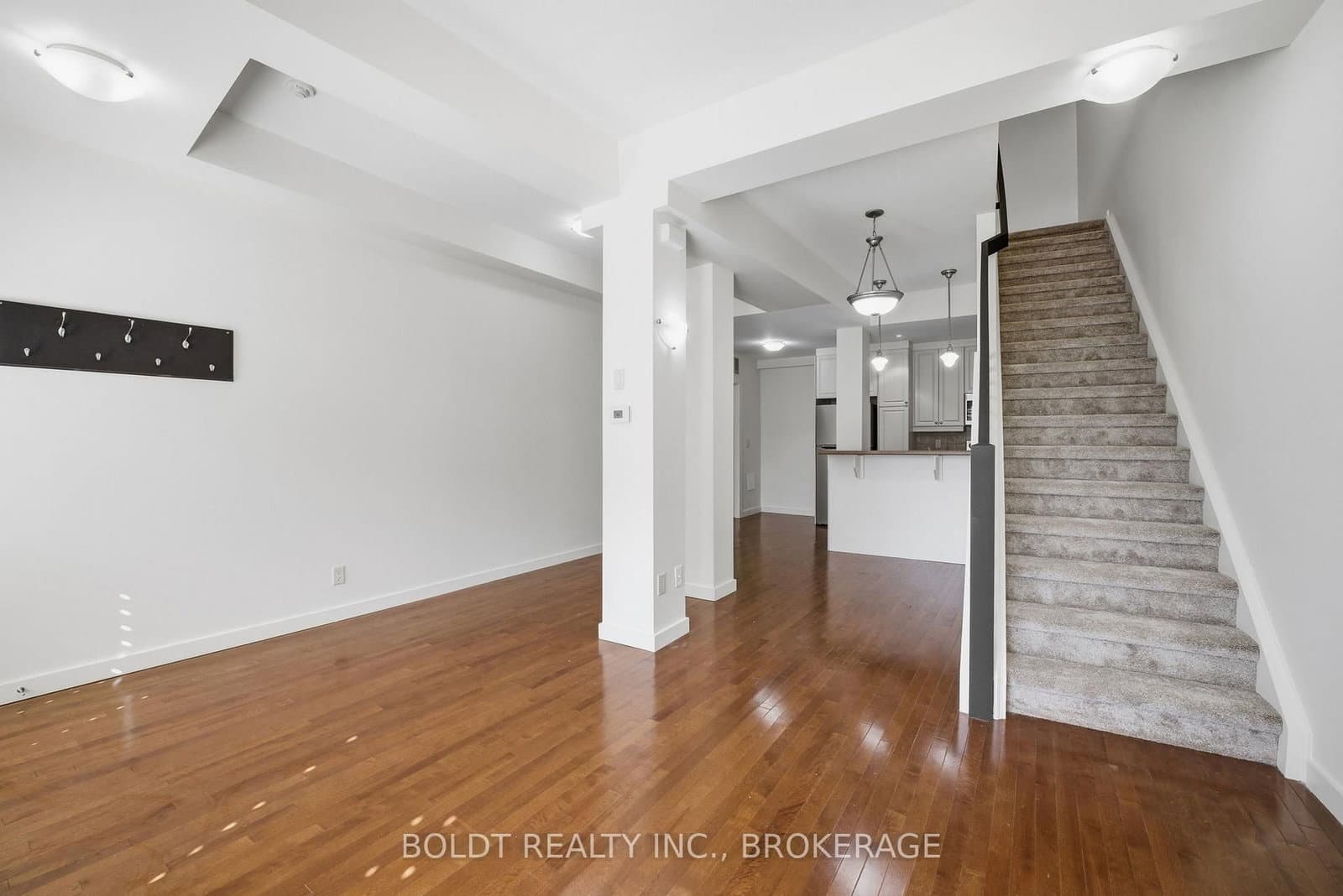 49 ONTARIO Street, Unit 8 thumbnail 7