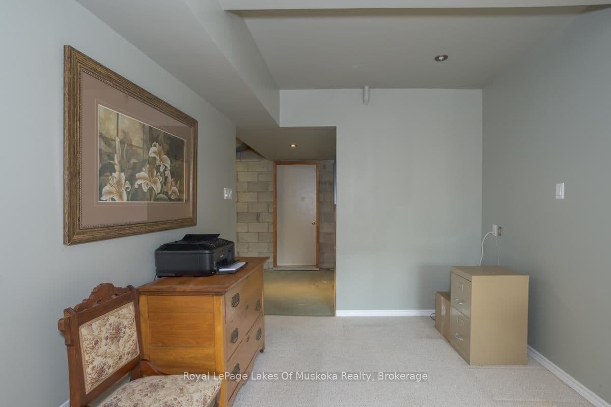 110 Dill Street thumbnail 32