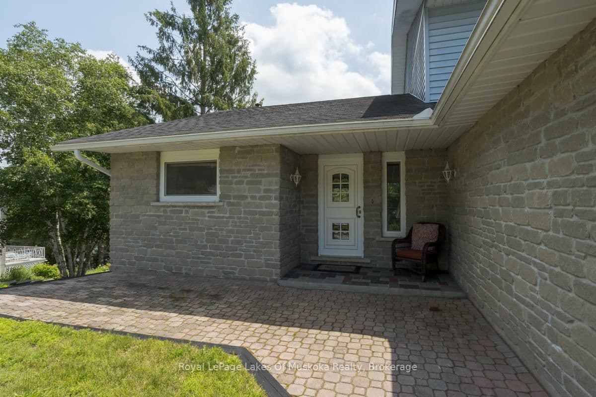 110 Dill Street thumbnail 41