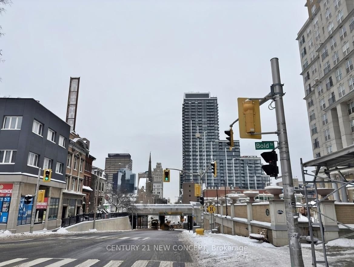 146 James Street S thumbnail 7