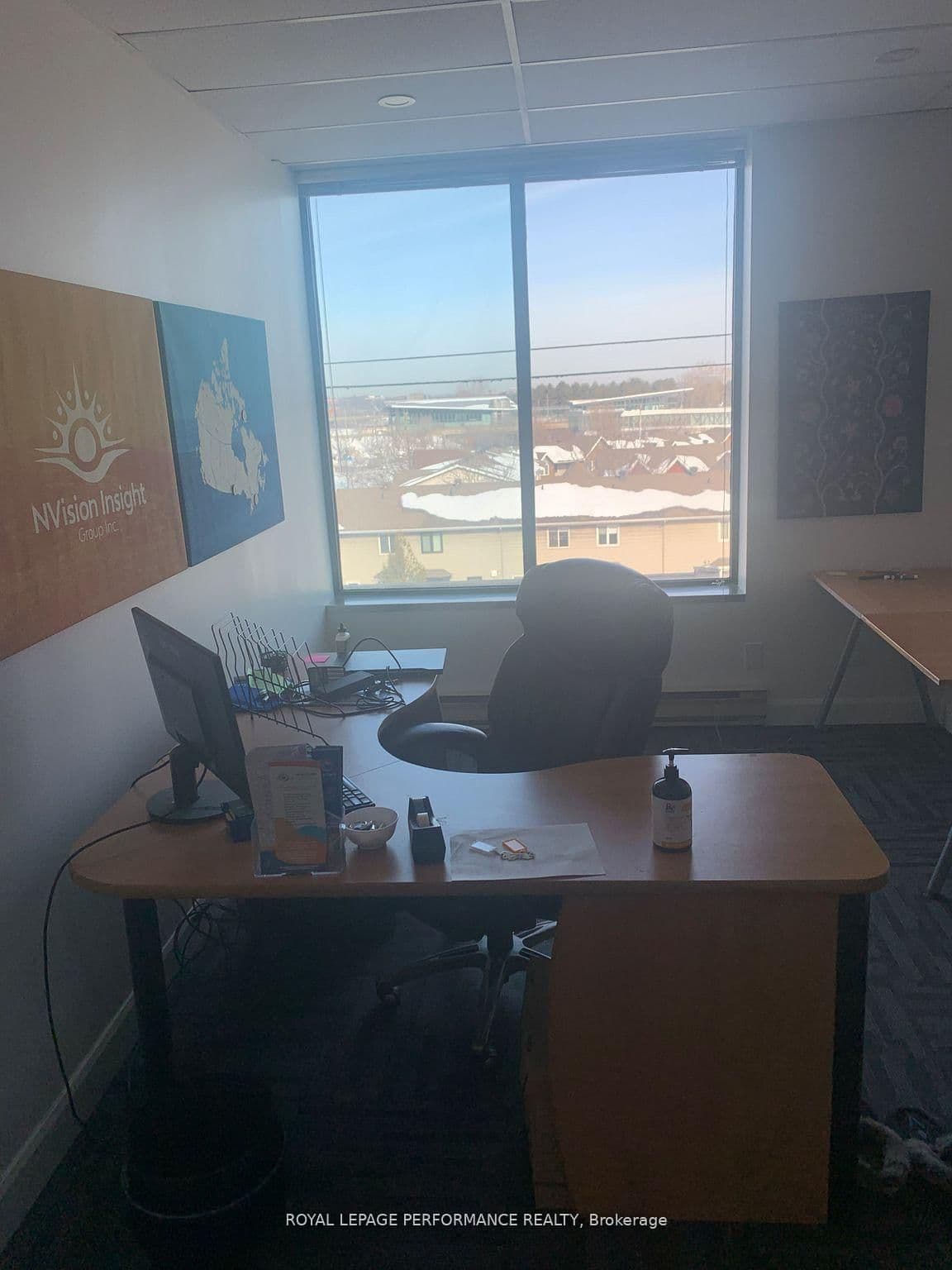 1066 W Somerset Street W, Unit 402 thumbnail 6
