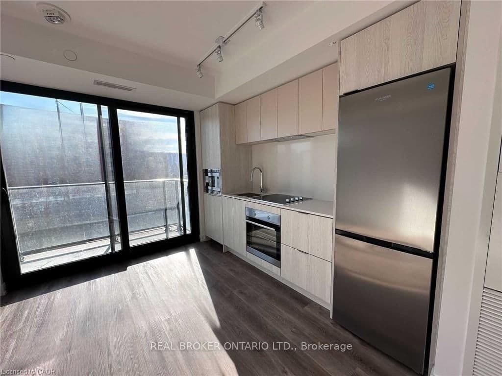 1 Jarvis Street E, Unit 922 thumbnail 9