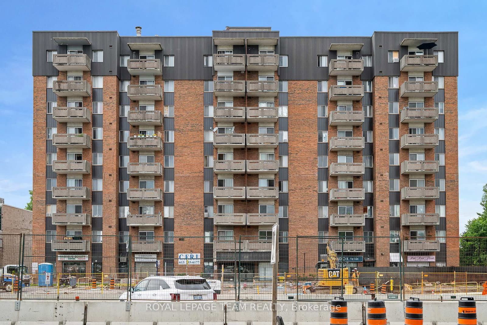 945 Richmond Road - Image 1
