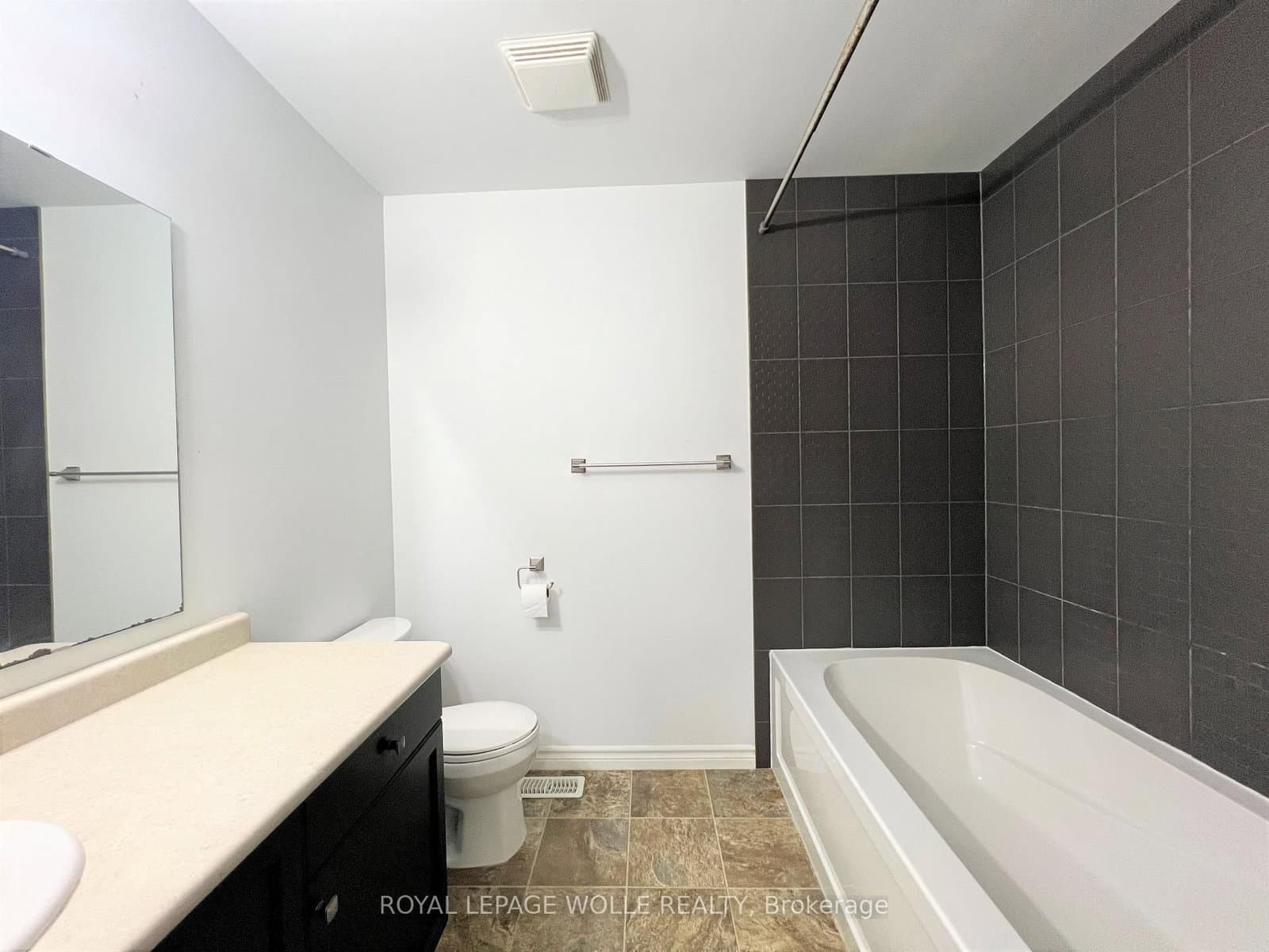 46 Renfrew Street thumbnail 21