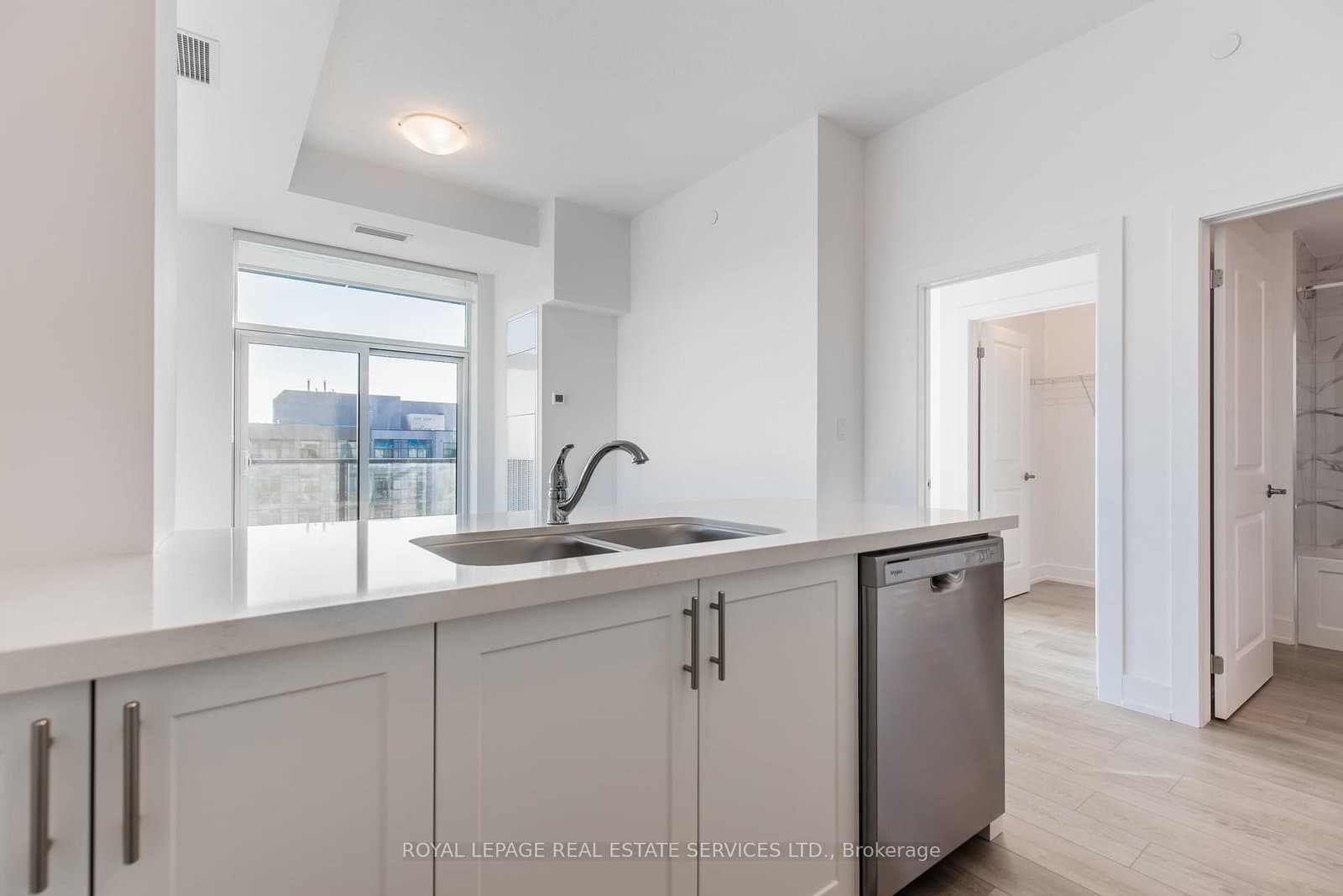 470 DUNDAS Street E, Unit 1211 thumbnail 10