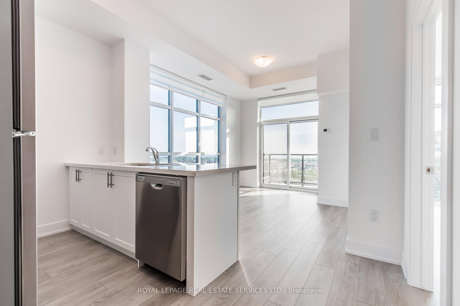 470 DUNDAS Street E, Unit 1211 thumbnail 12
