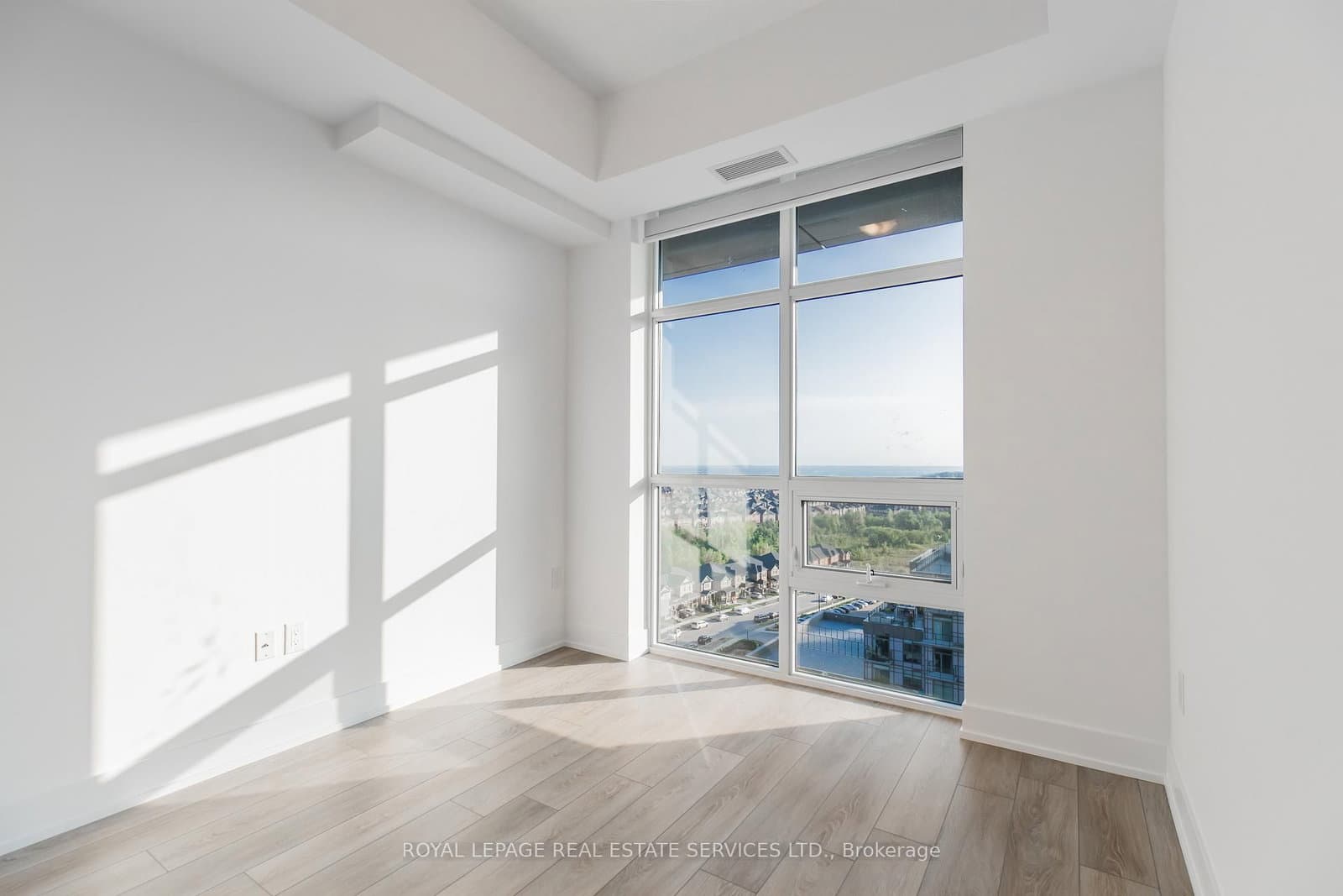 470 DUNDAS Street E, Unit 1211 thumbnail 26